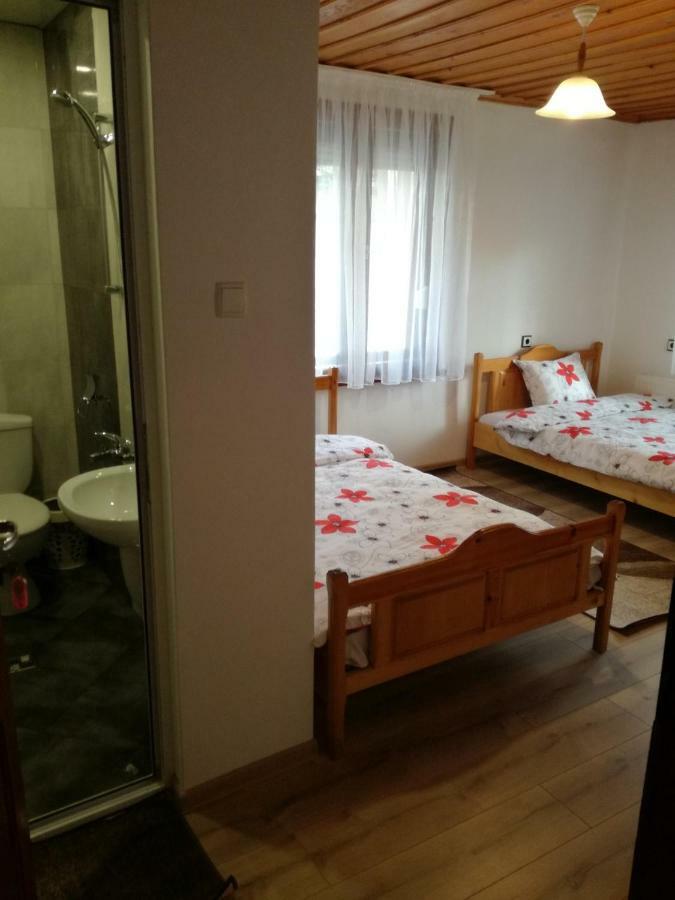 Hotel Къща Генчеви Sarnitsa Esterno foto