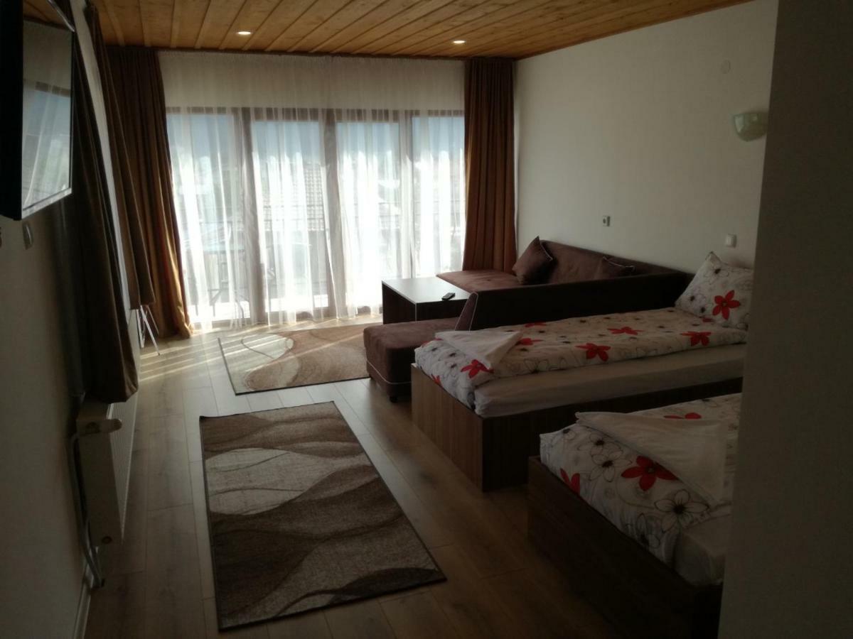 Hotel Къща Генчеви Sarnitsa Esterno foto